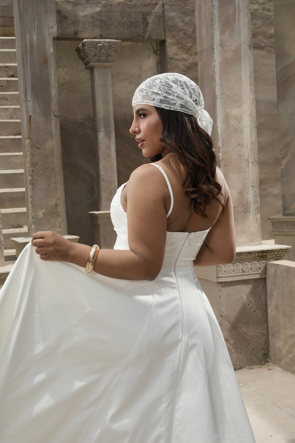 Vestido Aurelia Midi con Escote Corazón