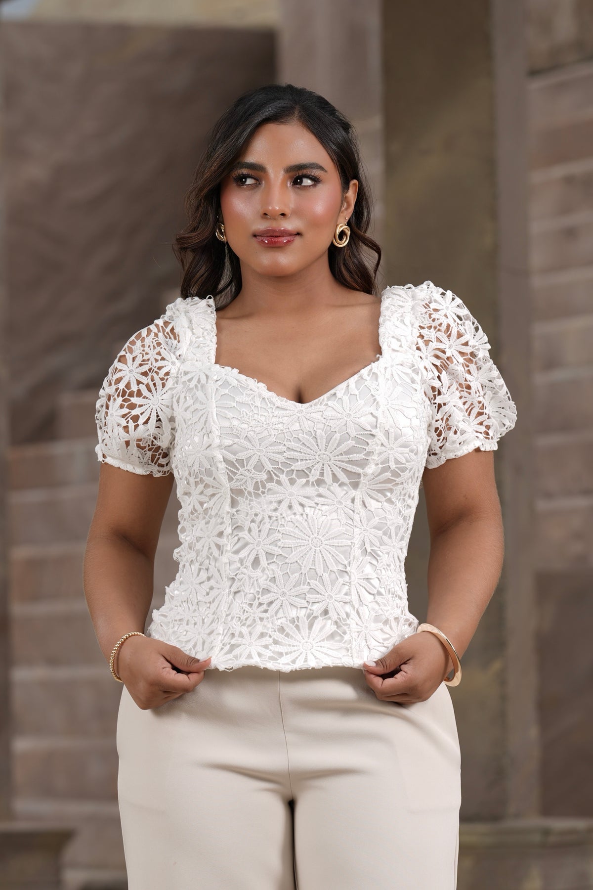 Blusa Amelia Blanca de Encaje Floral